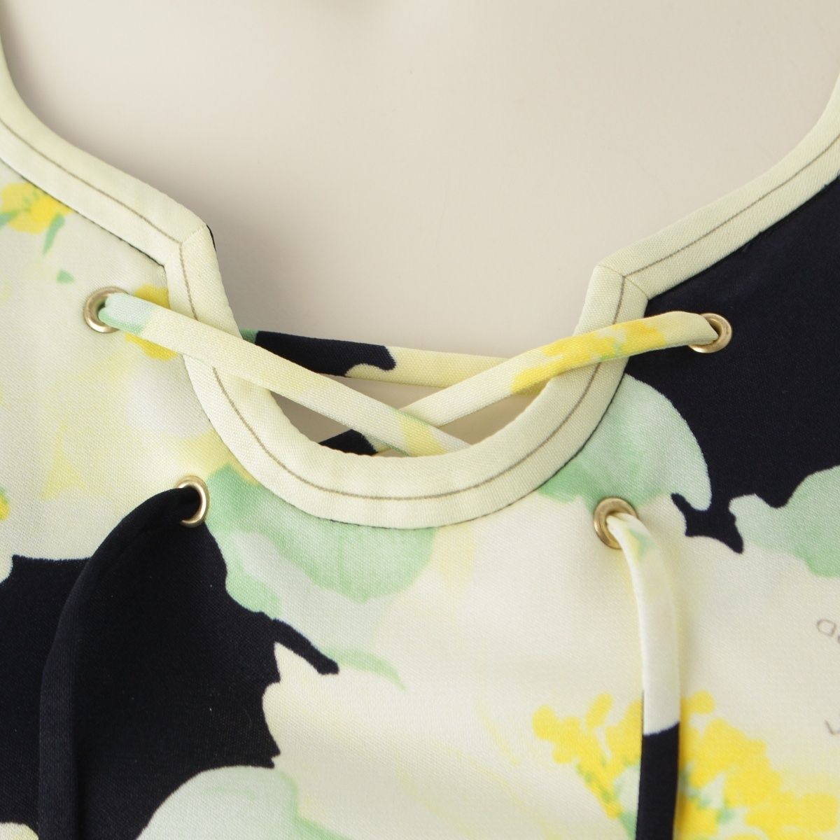 0350307 イエロー