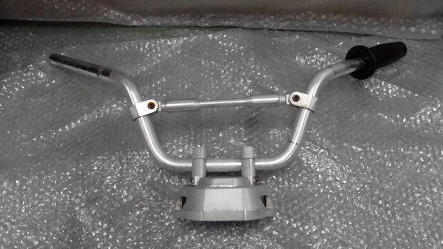 マジェスティ125 5CA の バーハンドル 1761267478