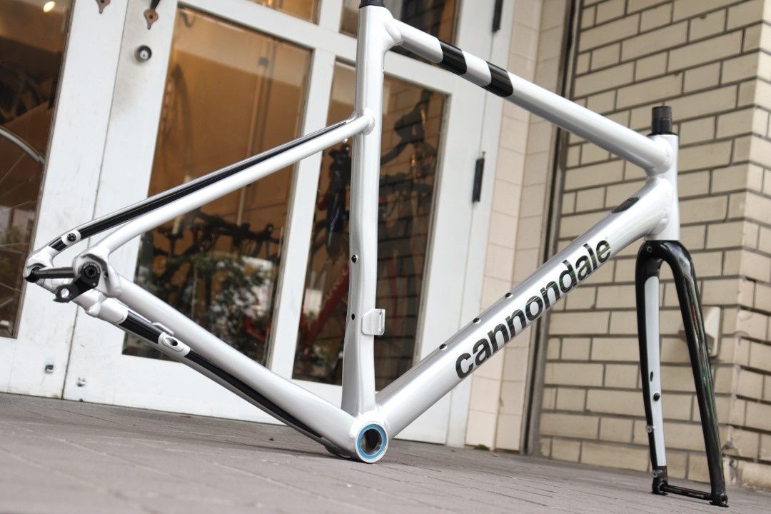 キャノンデール Cannondale キャド ディスク CAAD13 DISC 2023モデル