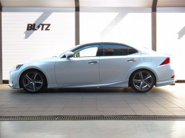 ブリッツ 車高調