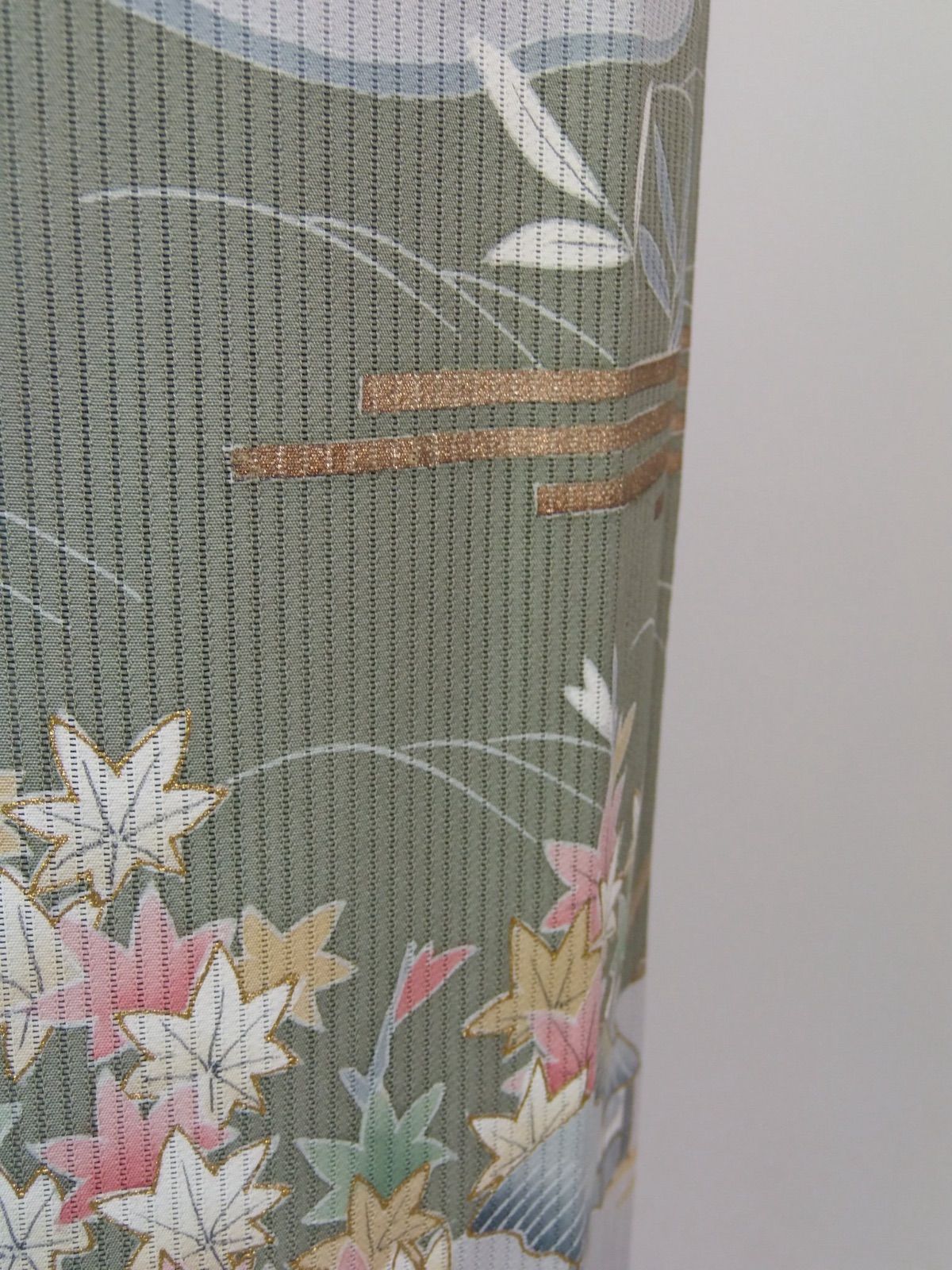 極美品　夏着物　縦絽　色留袖　一つ紋　丸に木瓜紋　茶屋辻　灰色帯びた緑　しつけ付 極美品 夏着物 縦絽 色留袖 一つ紋 丸に木瓜紋 茶屋辻文様 正絹