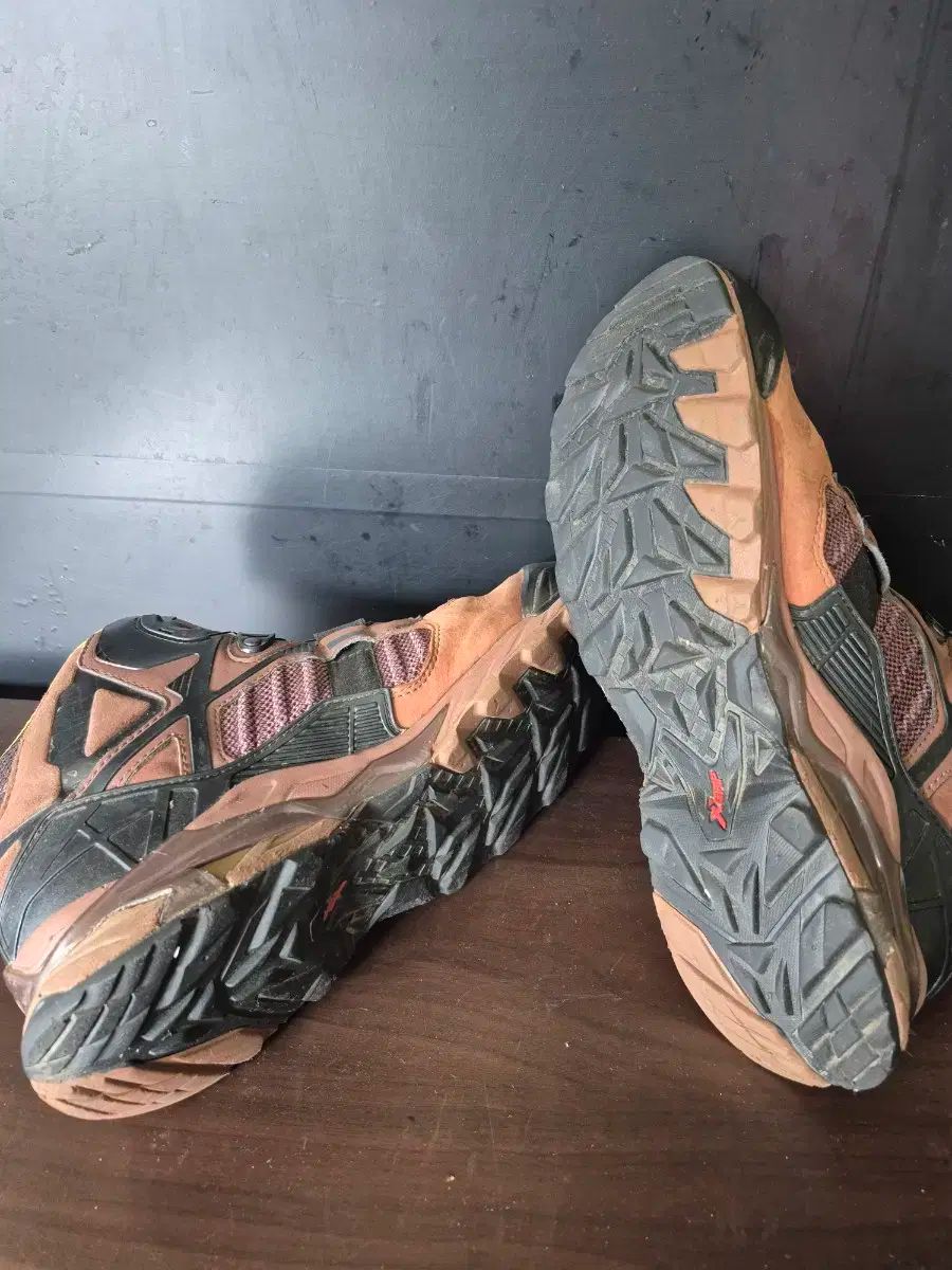 登山靴 275