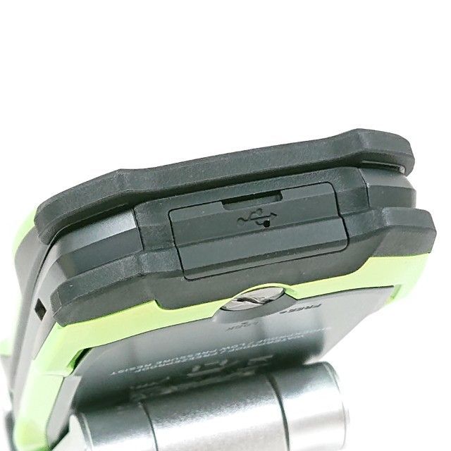 外観　新品同様　G'zOne TYPE-XX KYY31 リキッドグリーン KYOCERA 美品 G'zOne TYPE-XX KYY31 SIMフリー リキッドグリーン