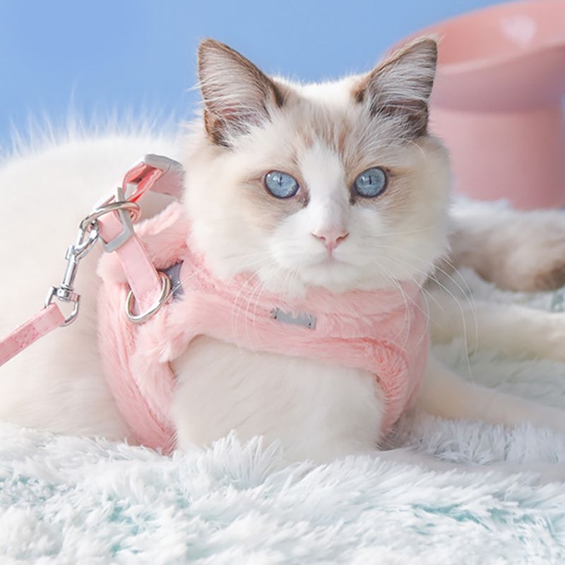 夜光る！犬・猫用  冬用 柔らかい ふわふわファーハーネス  リード付き ピンク
