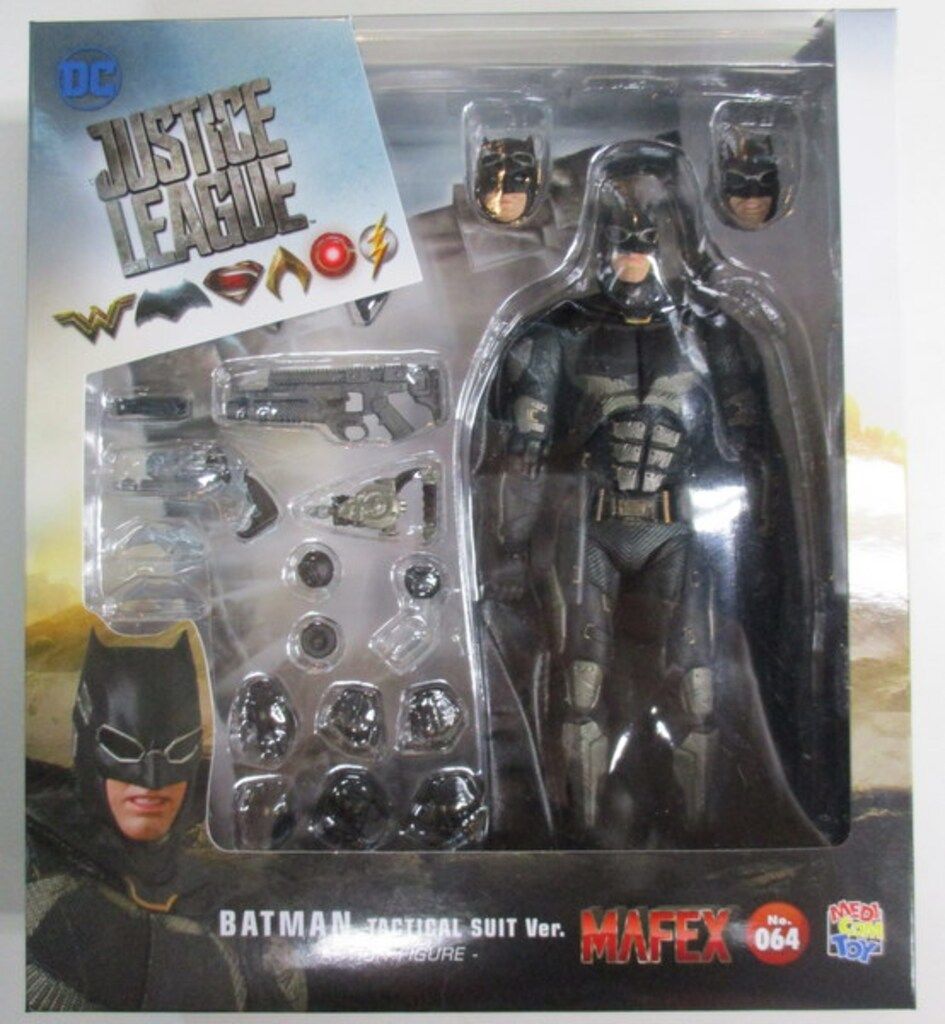 メディコム・トイ MAFEX BATMAN / TACTICAL SUIT 064