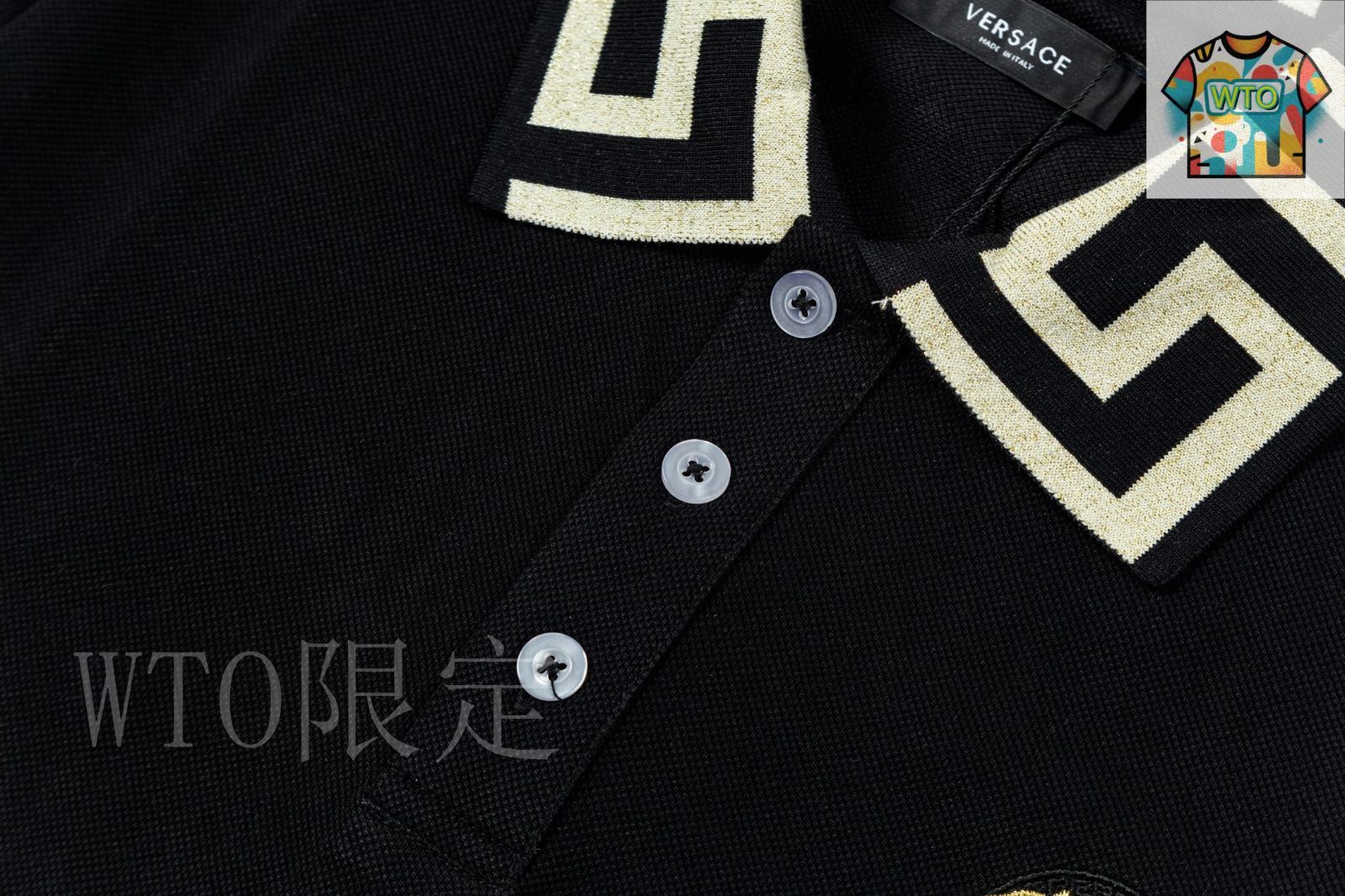 ★VERSACE★ロゴ ポロシャツ 関税込 ヴェルサーチェ ポロシャツ バロッコカラー ロゴ モダン