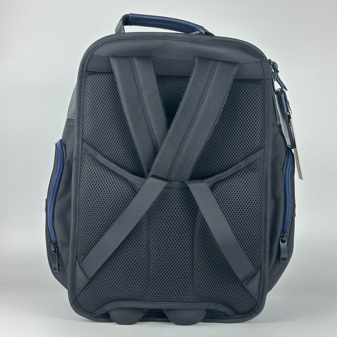 タグ付き 品 TUMI ALPAH 3 ブリーフパック 黒×ネイビーライン 2603578D3/バックパック/リュック/ij0581(かばん、バッグ)｜売買されたオークション情報、yahooの商品情報をアーカイブ公開  - オーク トゥミ