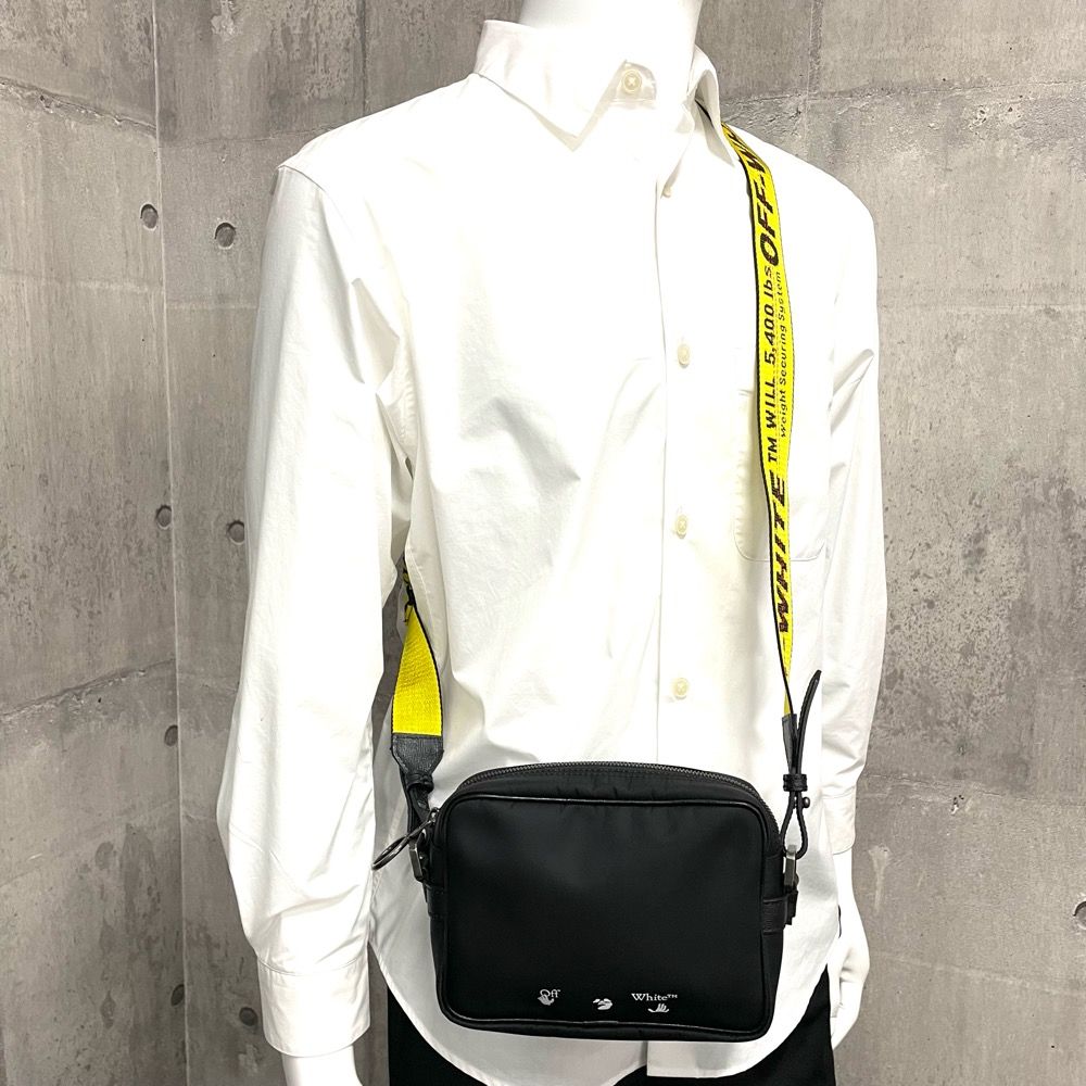 OFF-WHITE ショルダーバッグ ボディバッグ ナイロン 黒 - ショルダーバッグ