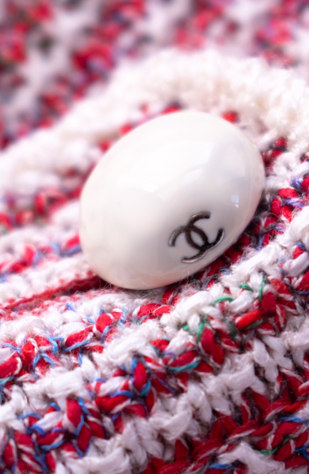 売れ筋商品|||シャネル カーディガン CHANEL 43万 レッド ストライプ 春夏 サマー 柔らか！さらりニット カールラガーフェルド 美人見え 超美品 36 38 CHANEL - シャネル カーディガン CHANEL レッド ストライプ 春夏