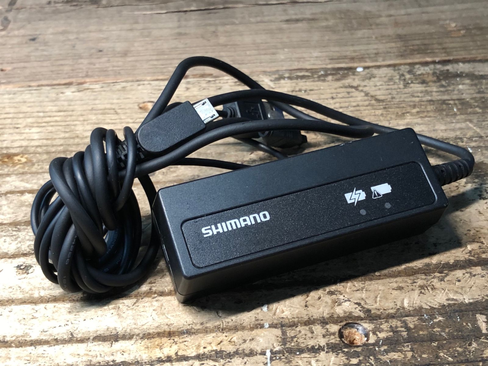 SHIMANO SM-BCR2 バッテリーチャージャー JN442 シマノ SHIMANO SM-BCR2 バッテリーチャージャー 【公式通販】