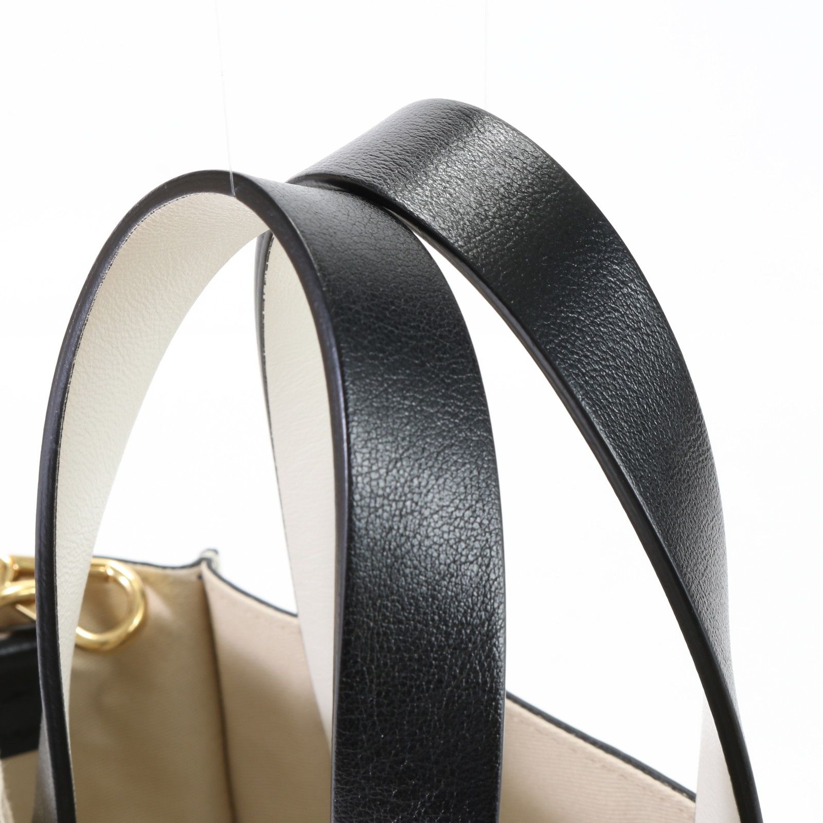 美品 MARNI マルニ ミュゼオ ソフト スタッズ レザー 2WAY ショルダー 