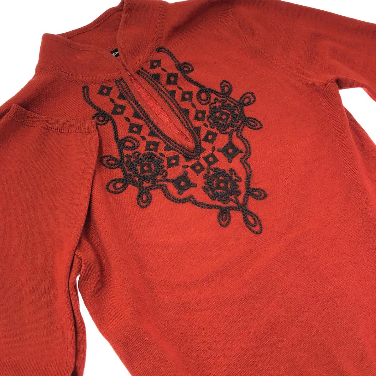 VIVIENNE TAM ヴィヴィアンタム  チャイナ襟ニット サイズ:1  オレンジ  レディース 刺繍　240001146652 VIVIENNE TAM ヴィヴィアンタム チャイナ襟ニット サイズ:1