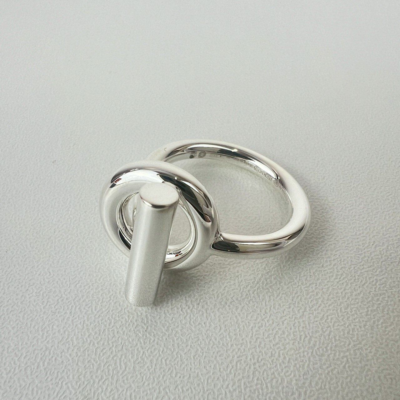 エルメス Echappee