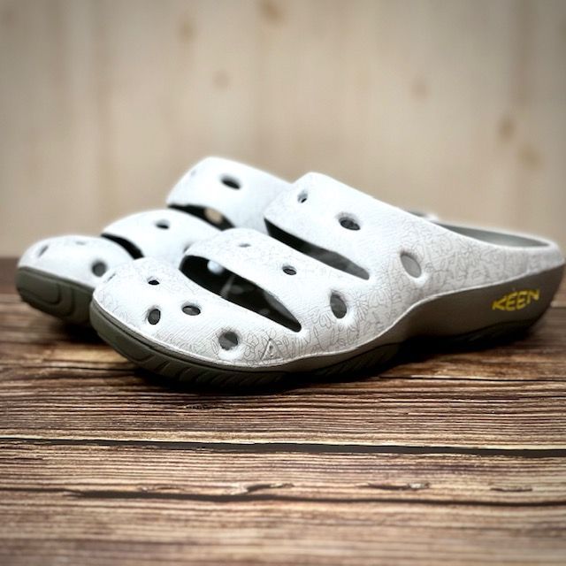 【新品・未使用】KEEN 　キーン　YOGUI 　ヨギ　ARTS 27㌢ KEEN YOGUI ARTSFULL X ULTRA HEAVY 1026002 キーン ヨギ