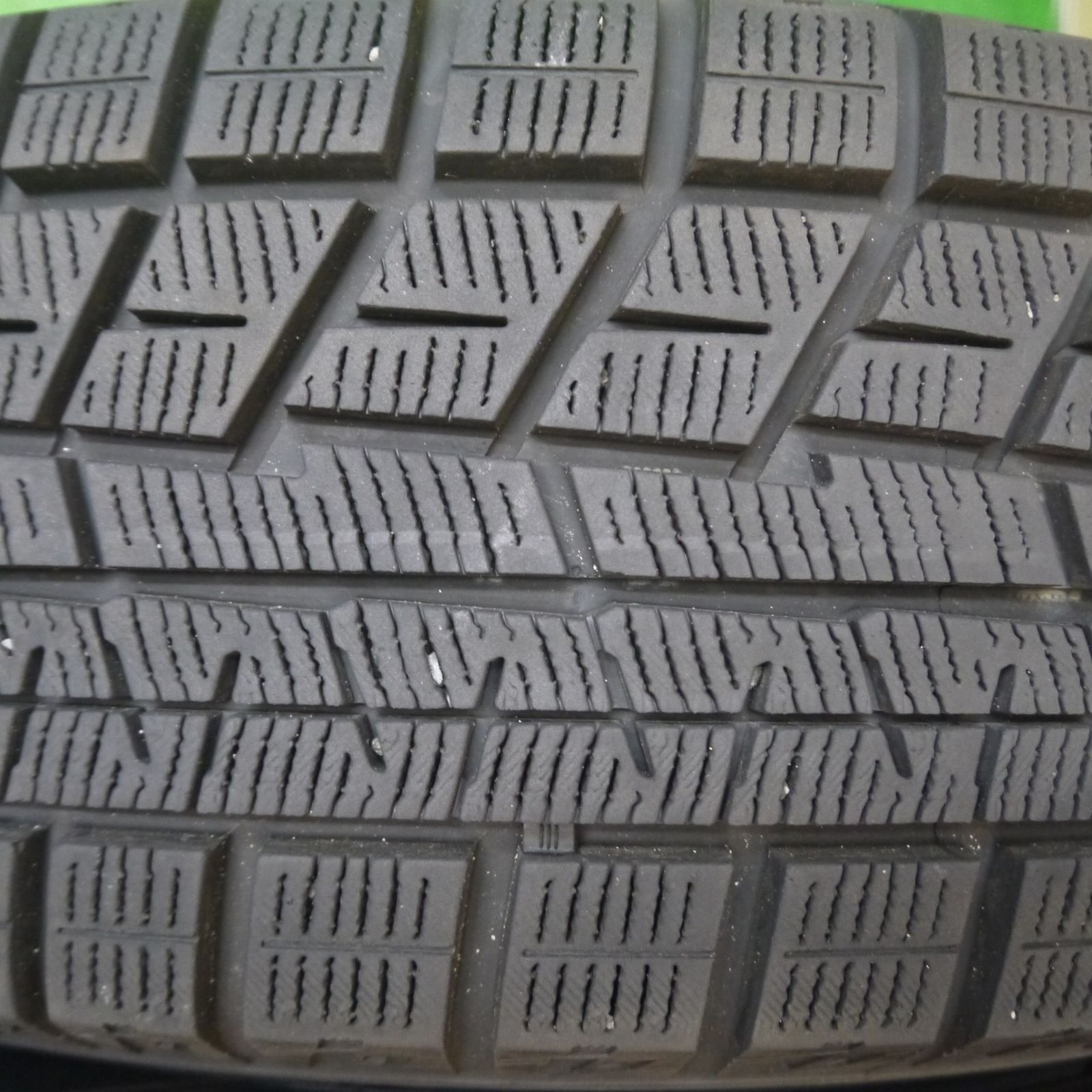 ★185/60R15 4穴 アルミスタッドレスセット4本 iG70★バリ溝22年 ☆185/60R15 4穴 アルミスタッドレスセット4本 iG70☆バリ溝22年 ☆185