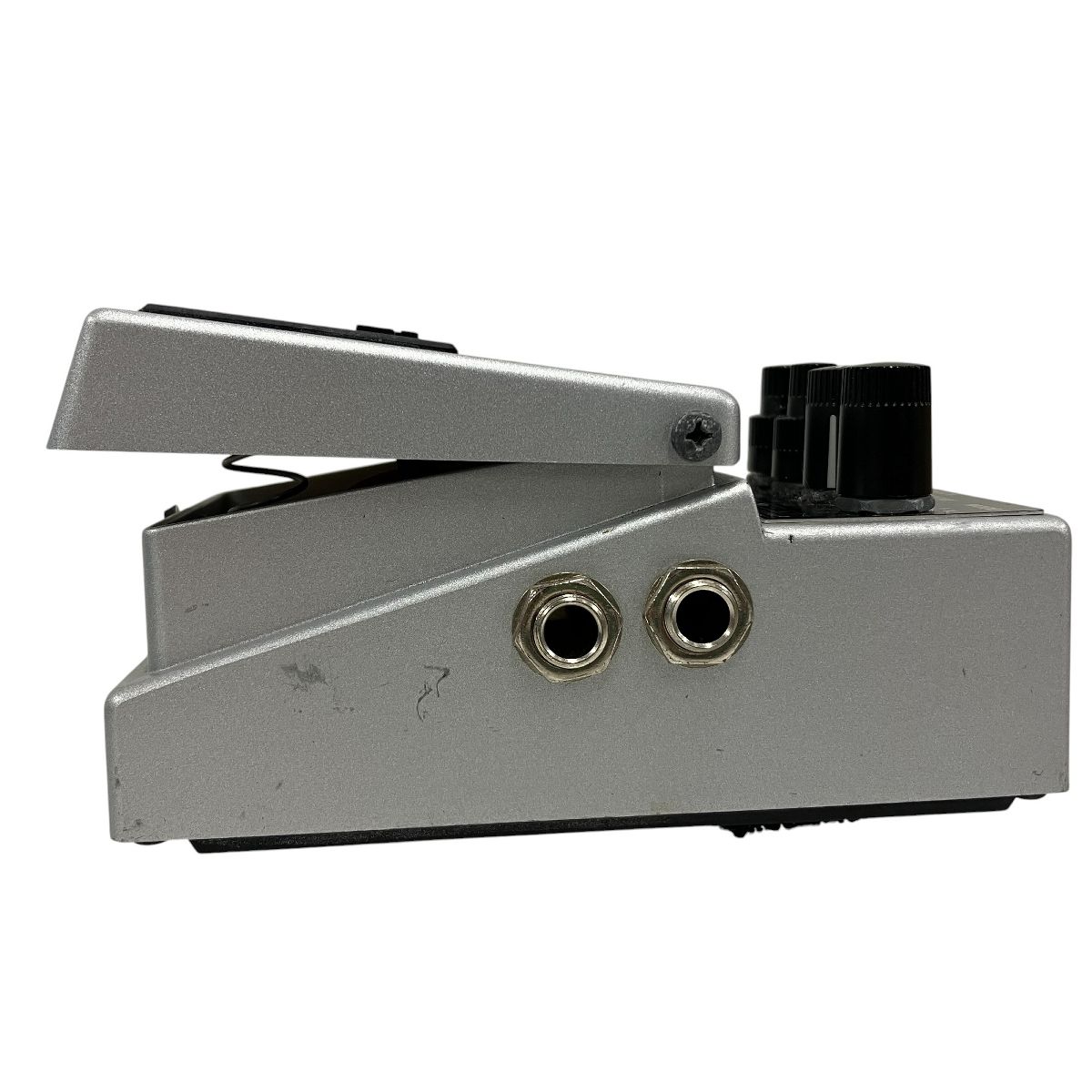 BOSS SYB-5 Bass Synthesizer - 11種類のシンセ・サウンドを搭載した