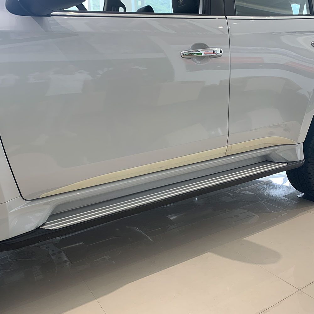 ドレスアップ モールカバー