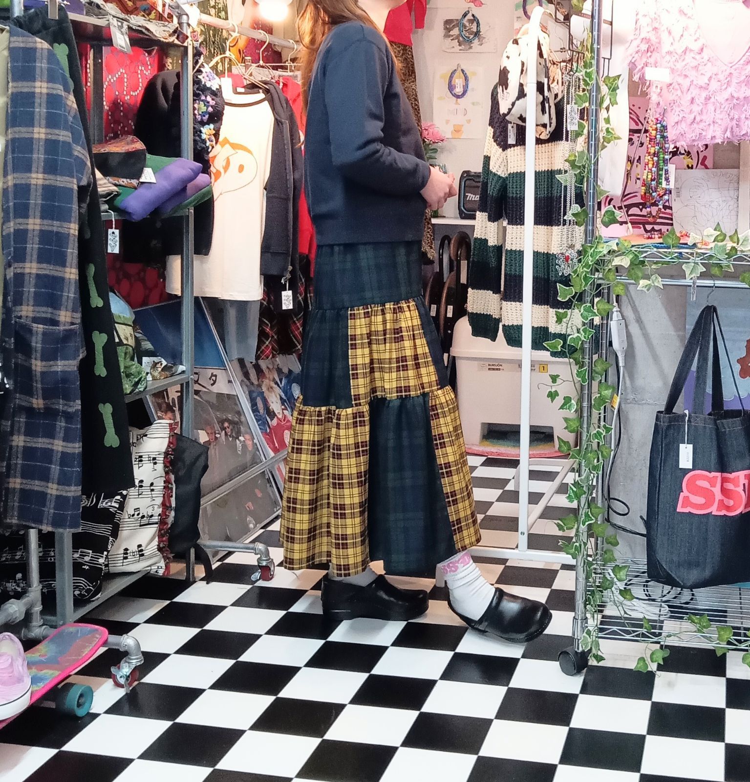 タータンチェック ミックスティアードロングスカート:グリーン