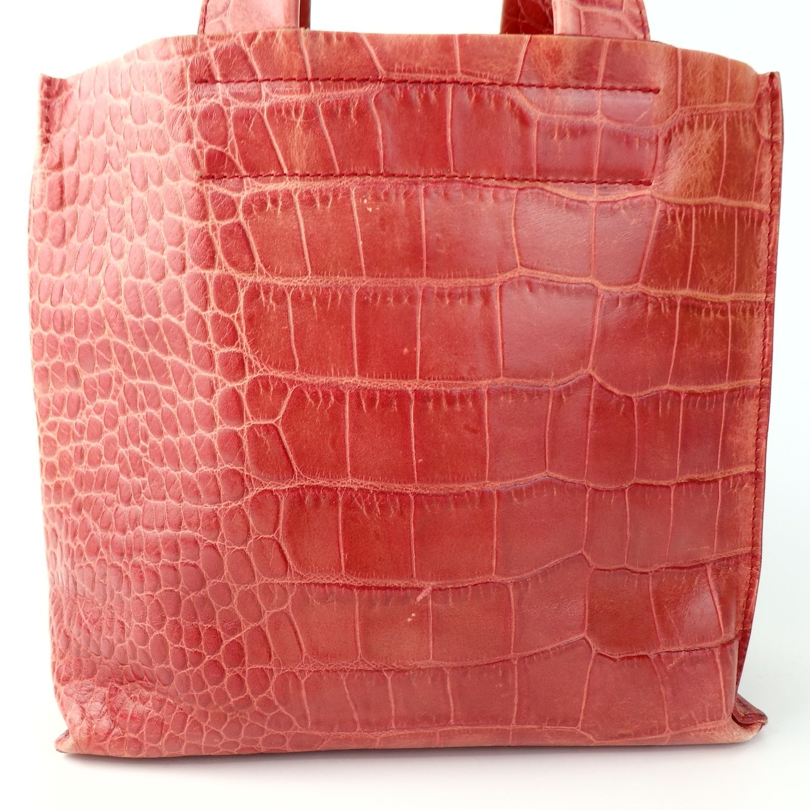 ｛新品未使用｝FURLA クロコ型押しレザー ハンドバッグ FURLA フルラ クロコ型押しレザー ハンドバッグ ブラック 美品