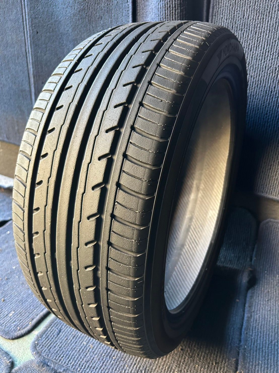 製造 溝8分山 YOKOHAMA BluEarth-Es 1本 245 40R19 ASP2979