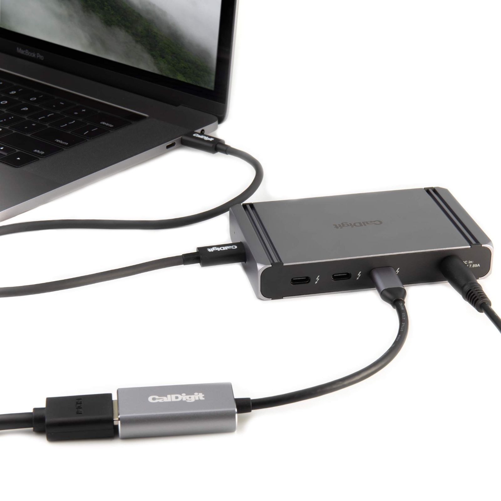 【数量限定】USB-C to HDMI 2.0b Video Adapter - 4K Display Support HDR Compatible CalDigit with Thunderbolt 3/ 4/ USB 3.1/ USB4 for Apple