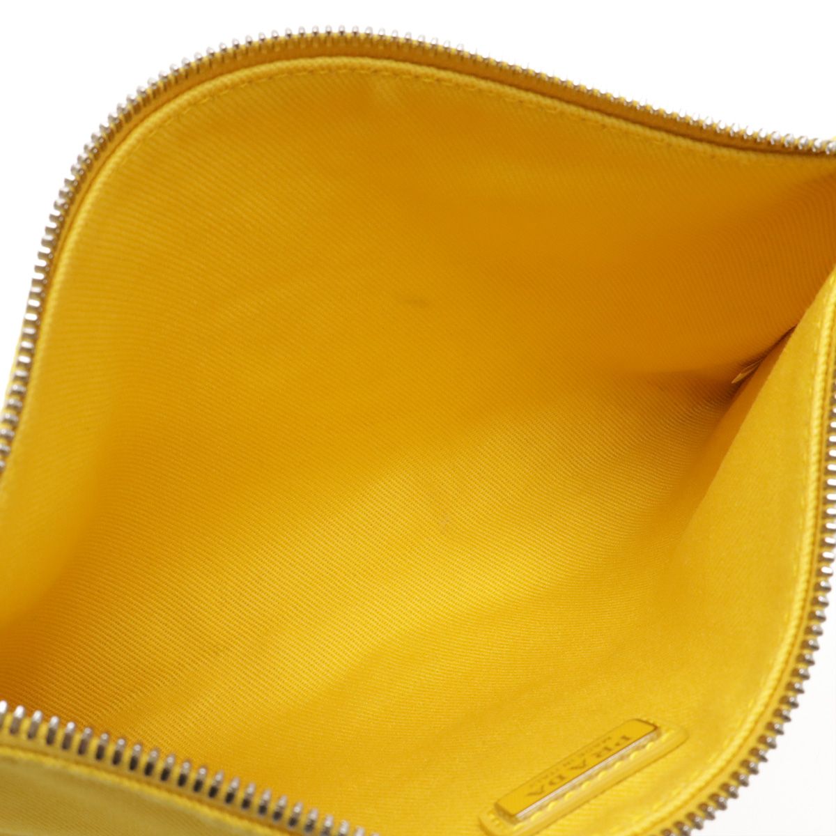 PRADA プラダ エンボスロゴ クラッチバッグ セカンドバッグ ポーチ  