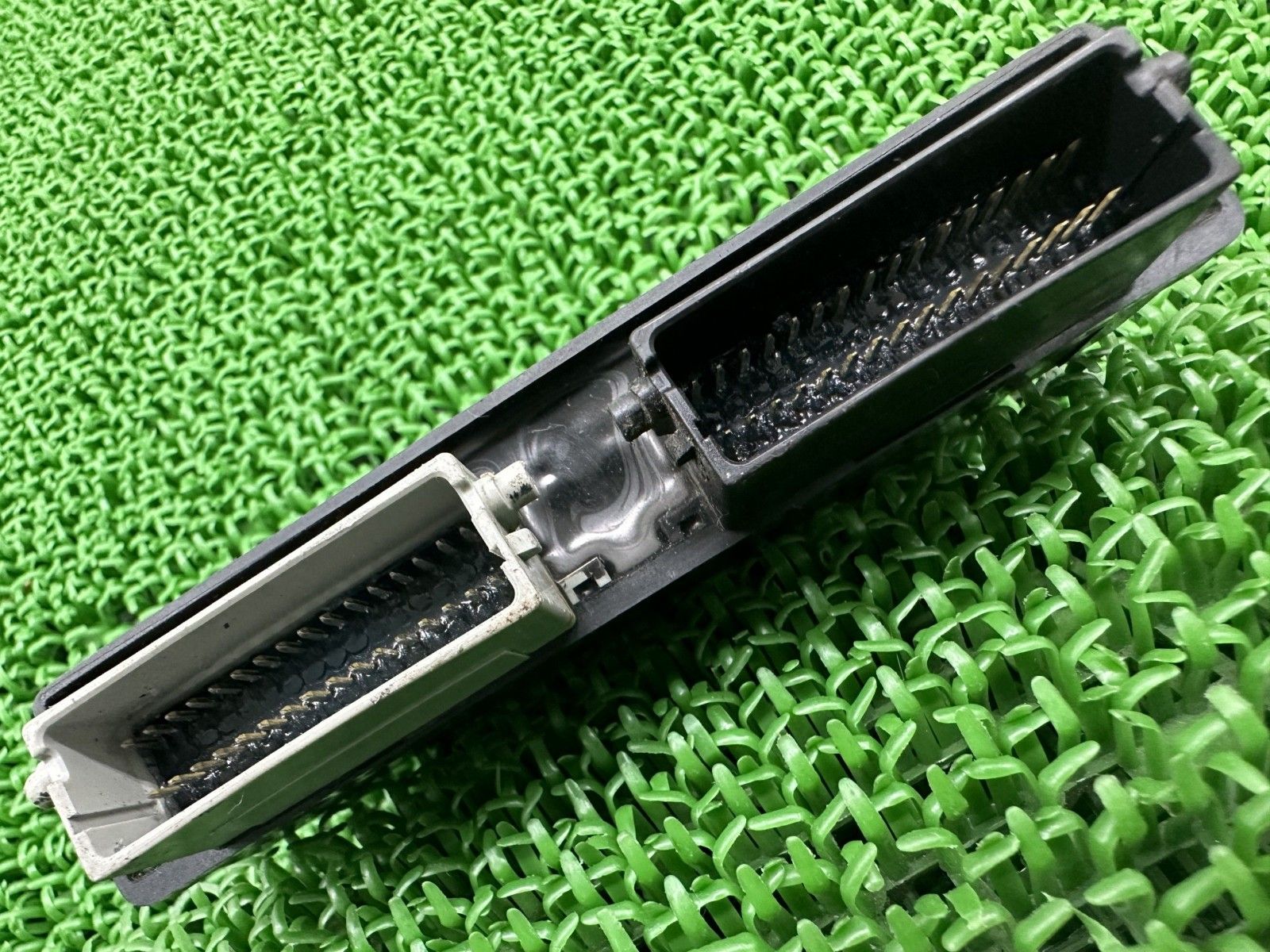 CBR1000RR ECU ホンダ 純正 バイク 部品 SC57 ECM PGM-FIユニット SC57 前期 車検 Genuine Ny