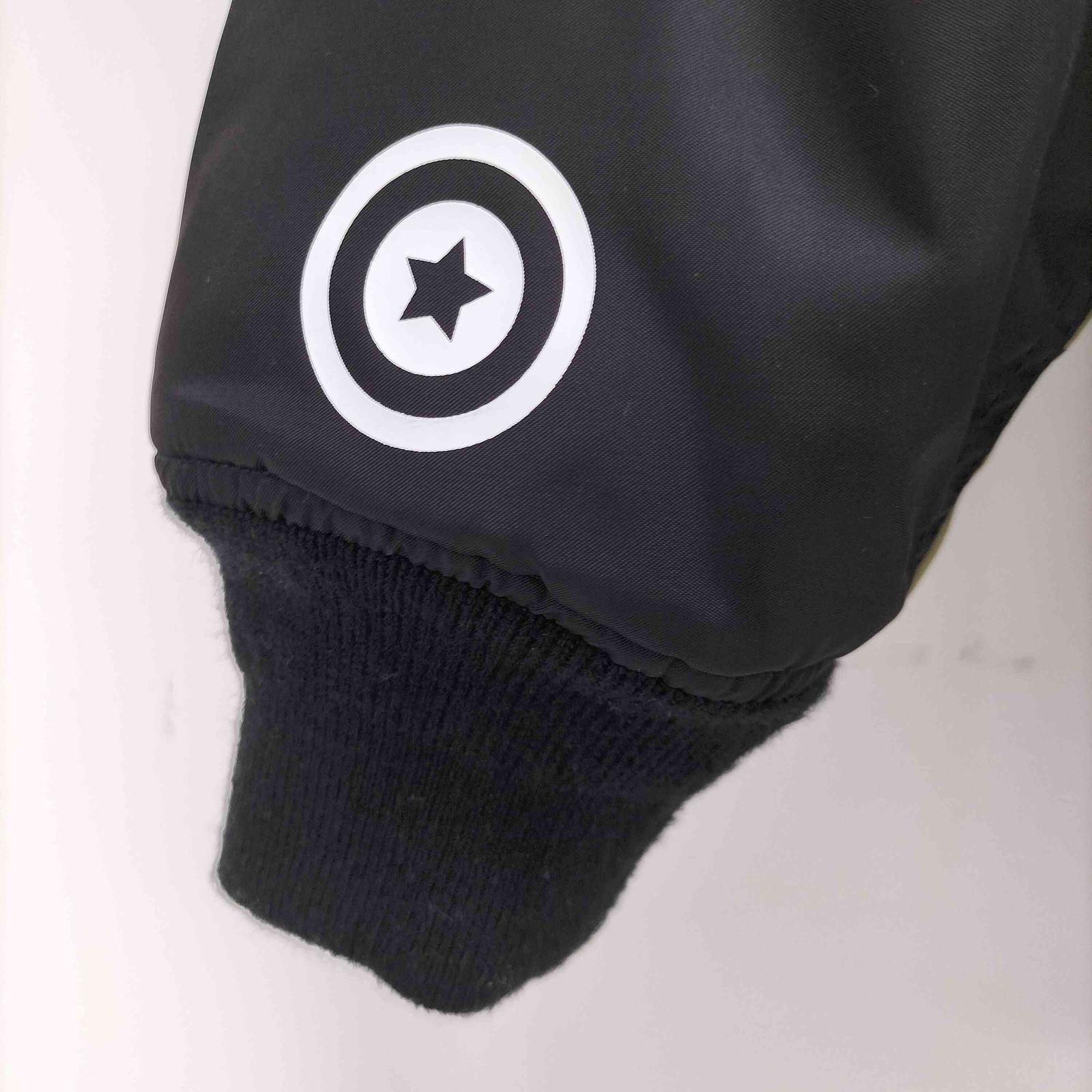 美品 A BATHING APE MA-1ジャケット ブラック アベイシングエイプ A BATHING APE Ape Shark MA-1 Jacket in