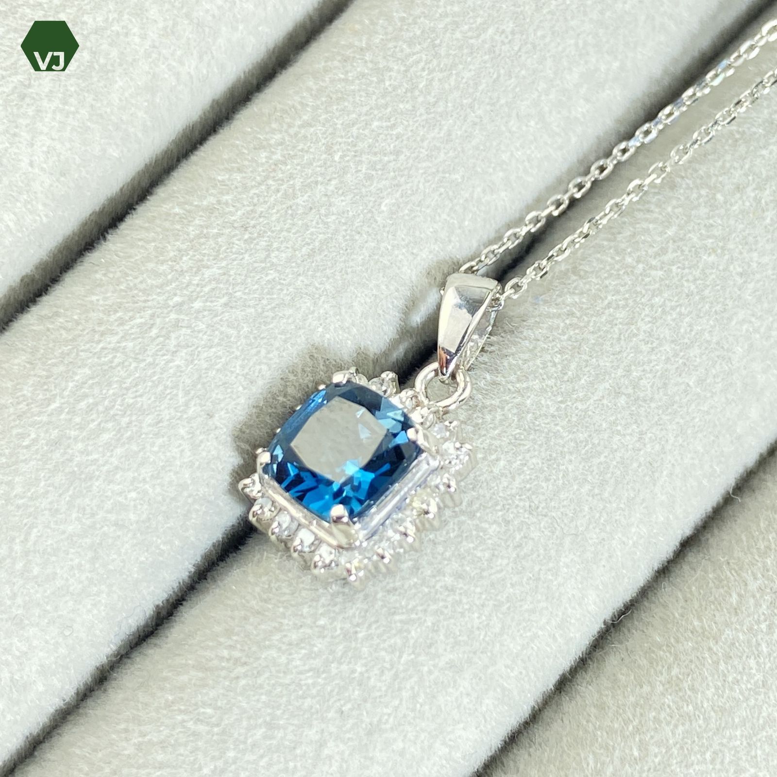 29-08】ブラックオパールダイヤネックレス0.39ct D0.33ct