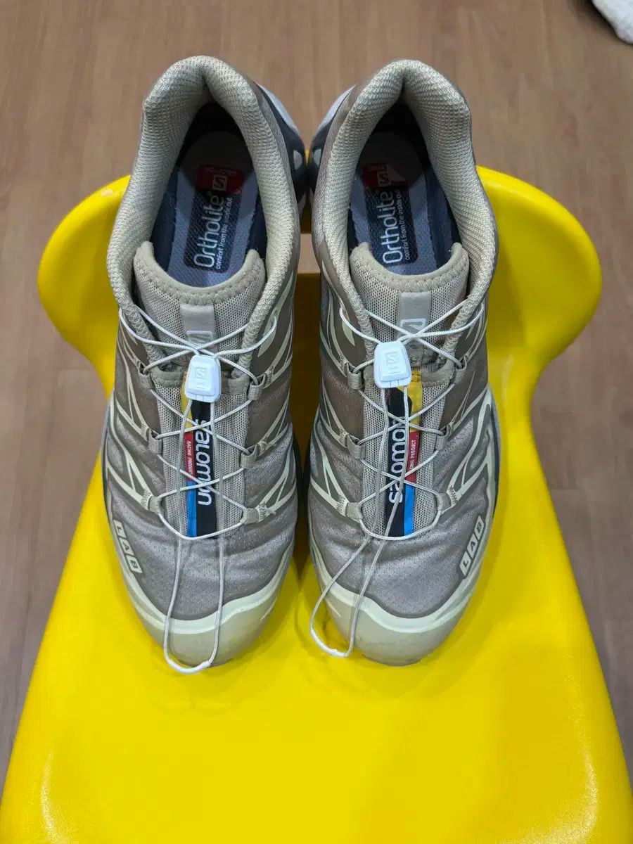 サロモン XT-6 クリア サファリ バニラ アイス