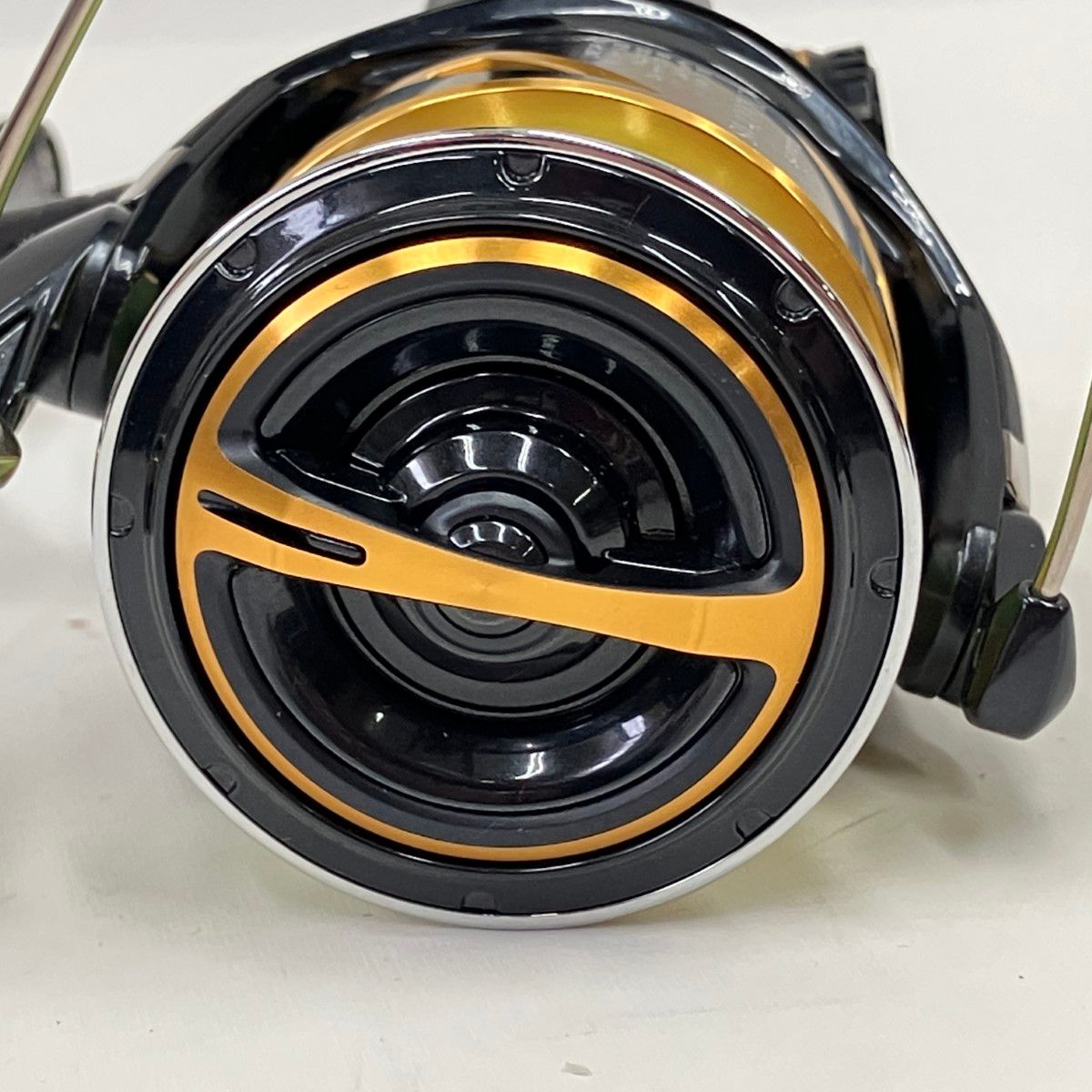 〇〇SHIMANO シマノ STELLA 20ステラSW 4000XG 04074 スピニング 〇〇SHIMANO シマノ STELLA 20ステラSW 4000XG 04074 スピニング