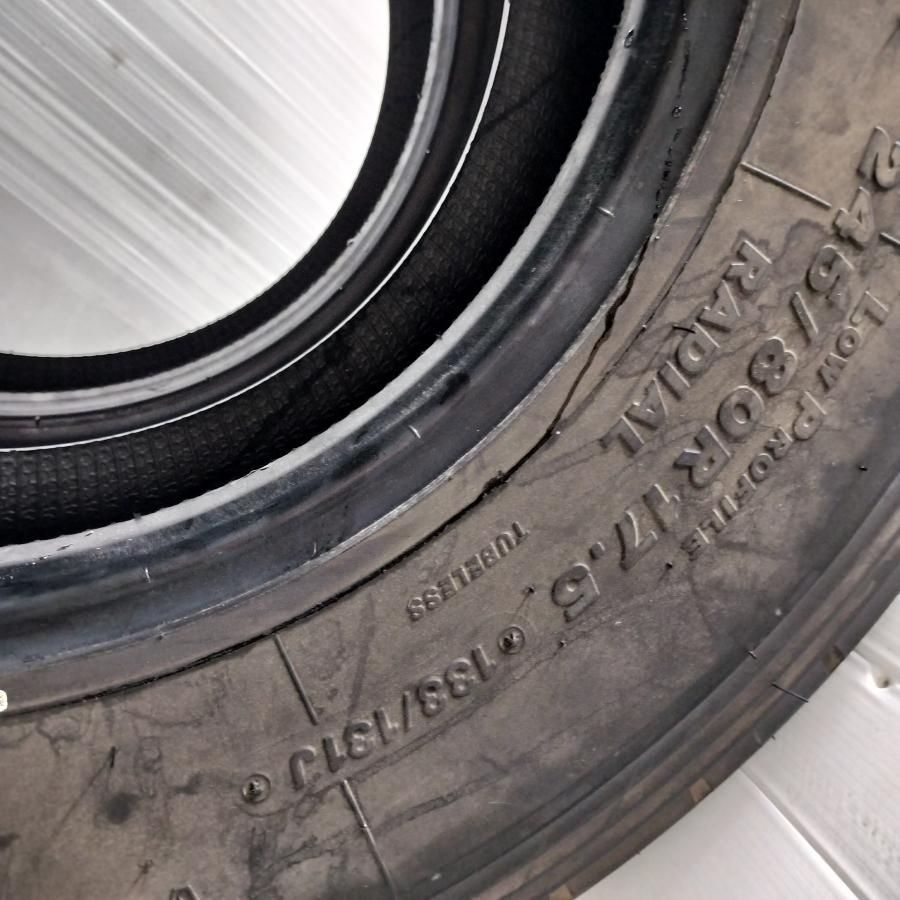 トラック用タイヤ 2本