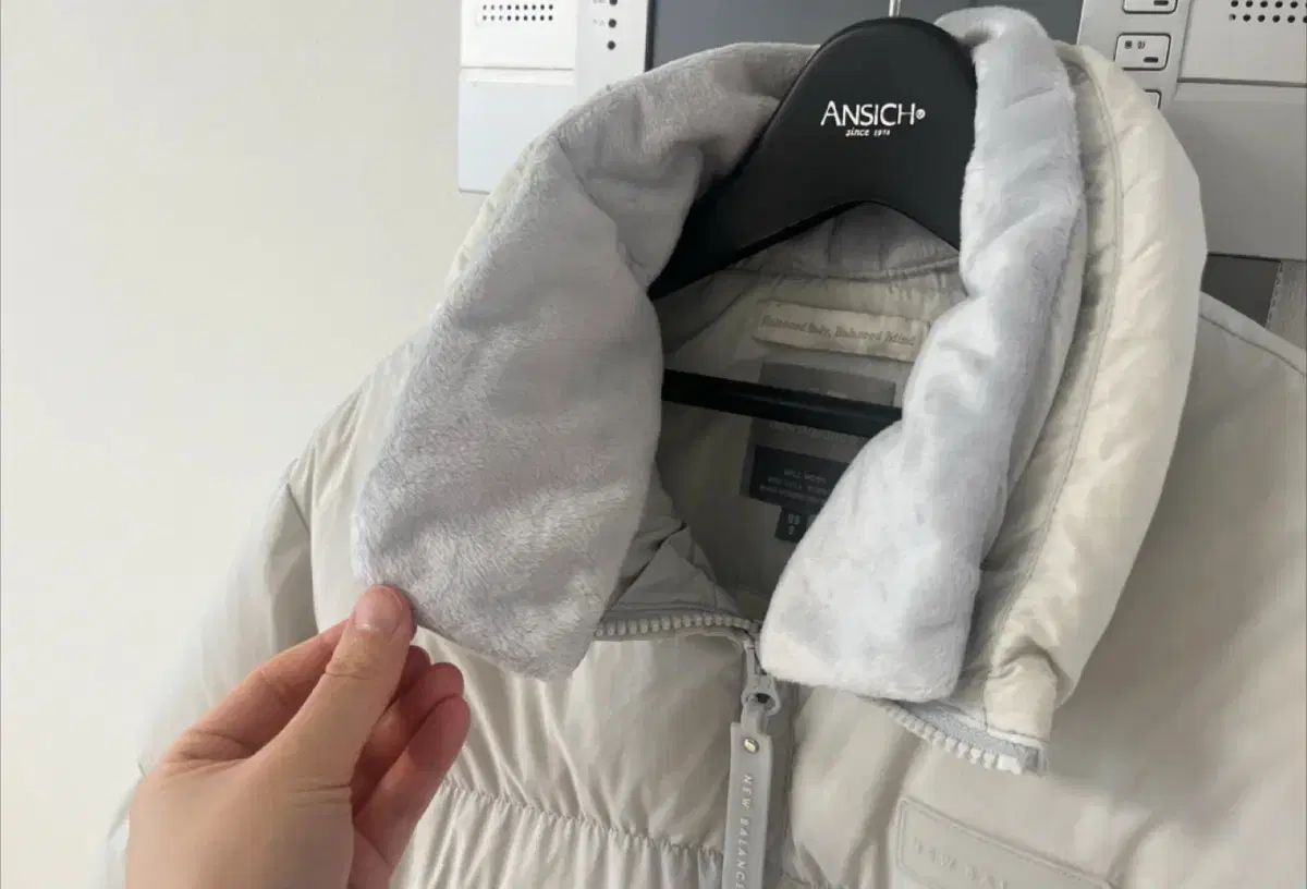 ニューバランス レディース ショートダウン s