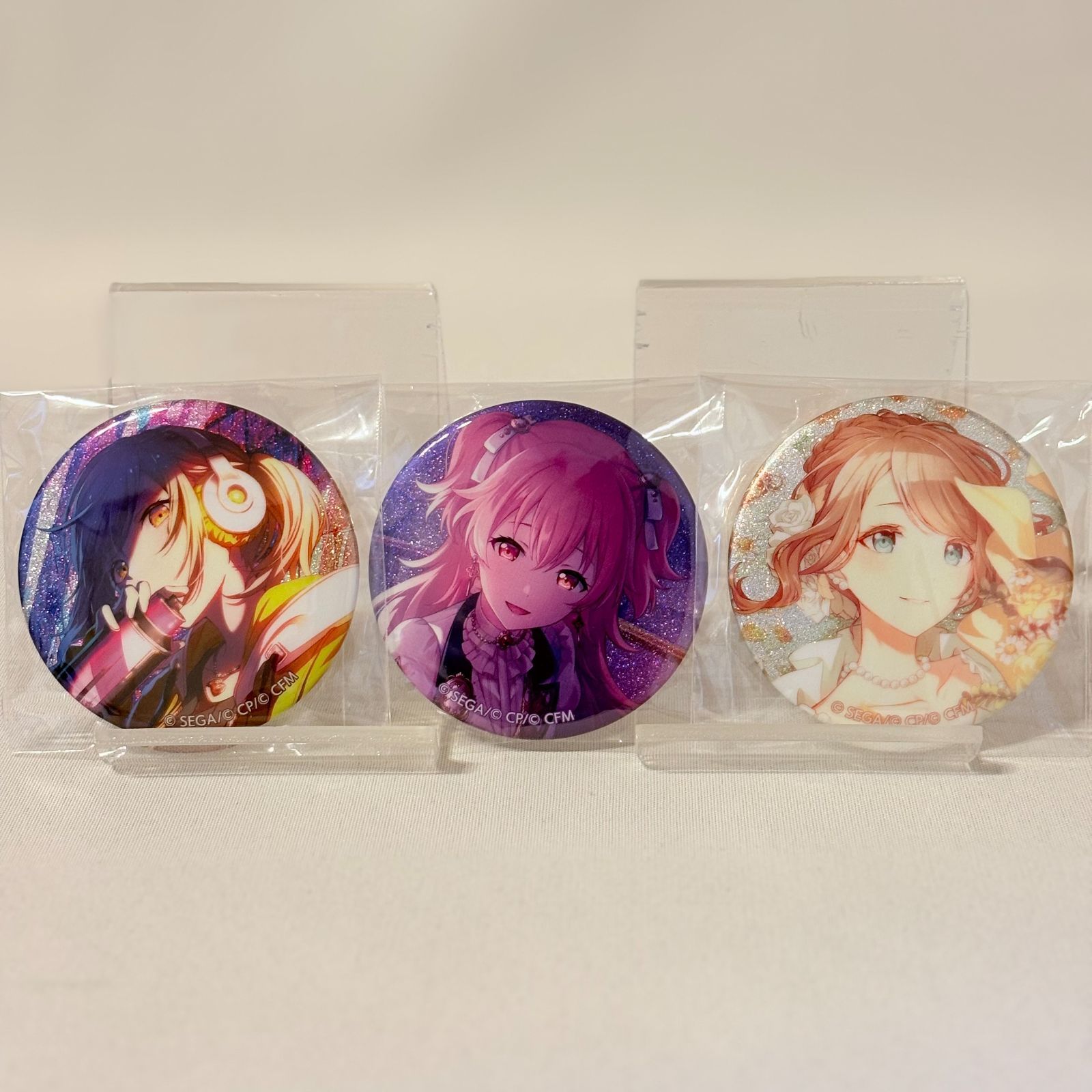 プロセカ 缶バッジ 30C 望月穂波 桃井愛莉 小豆沢こはね