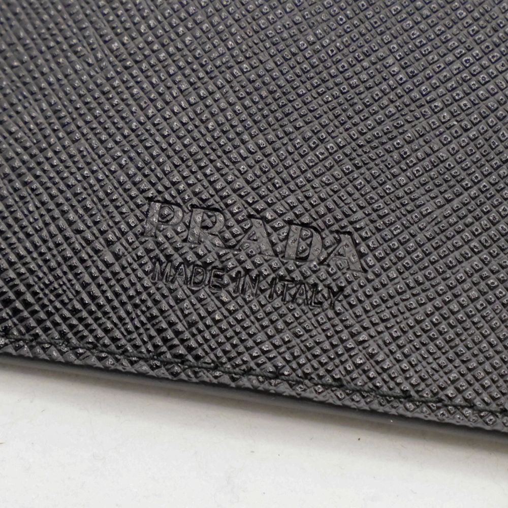 プラダ PRADA サフィアーノ 二つ折り 財布 マネークリップ付き