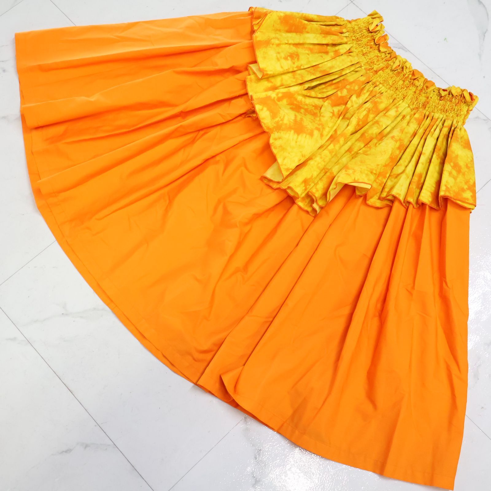 Paondor パオンドール　日本製　オレンジ色 フラダンス用ドレス マキシ丈 Paondor パオンドール 日本製 オレンジ色 フラダンス用ドレス