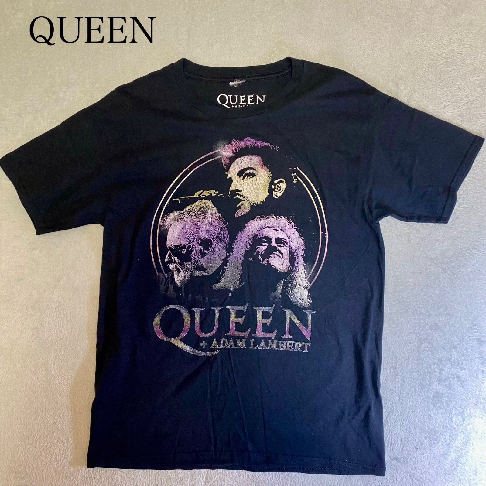 Queen + Adam Lambert】公式限定Tシャツ ブラック THE RHAPSODY TOUR クイーン+アダム・ランバート - メルカリ