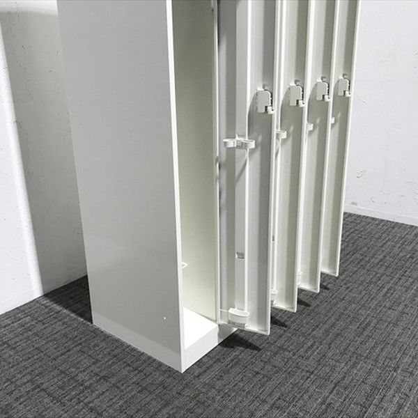 更衣ロッカー オカムラ