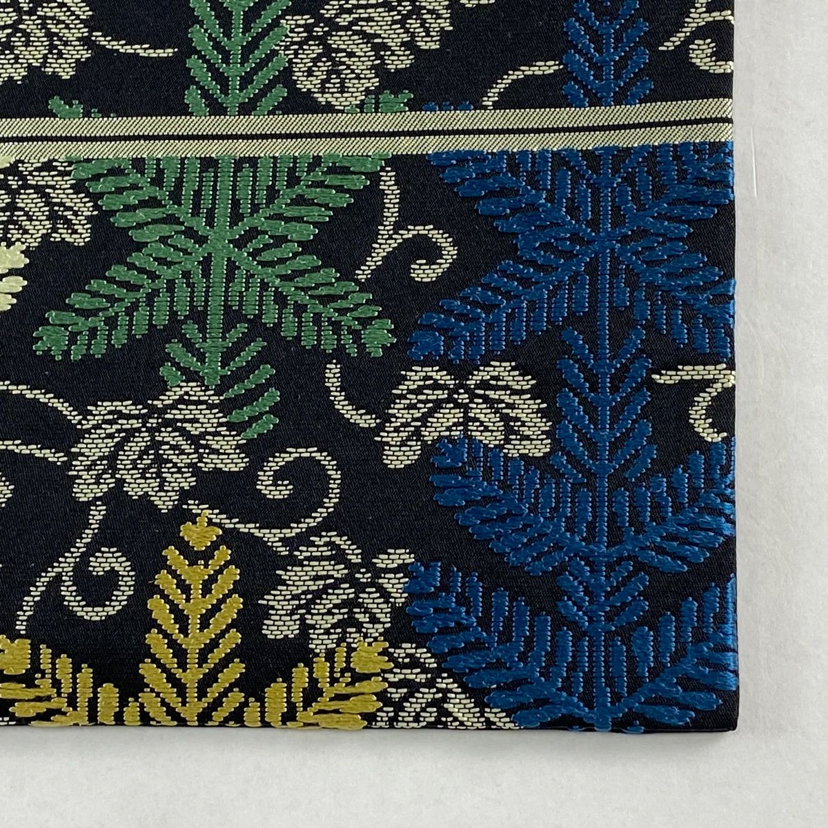 名古屋帯 逸品 川島織物 落款 若松 桐 黒 正絹 【中古】 - メルカリ