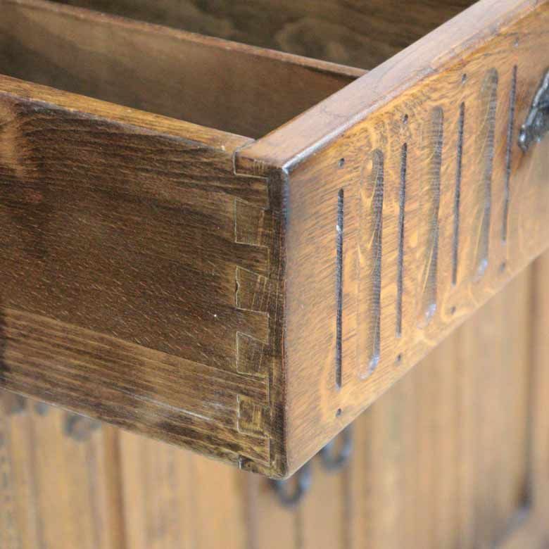 チャーム Old Charm ウェルシュドレッサー カップボード WWW_OLIVIERBERNSTEIN_COM