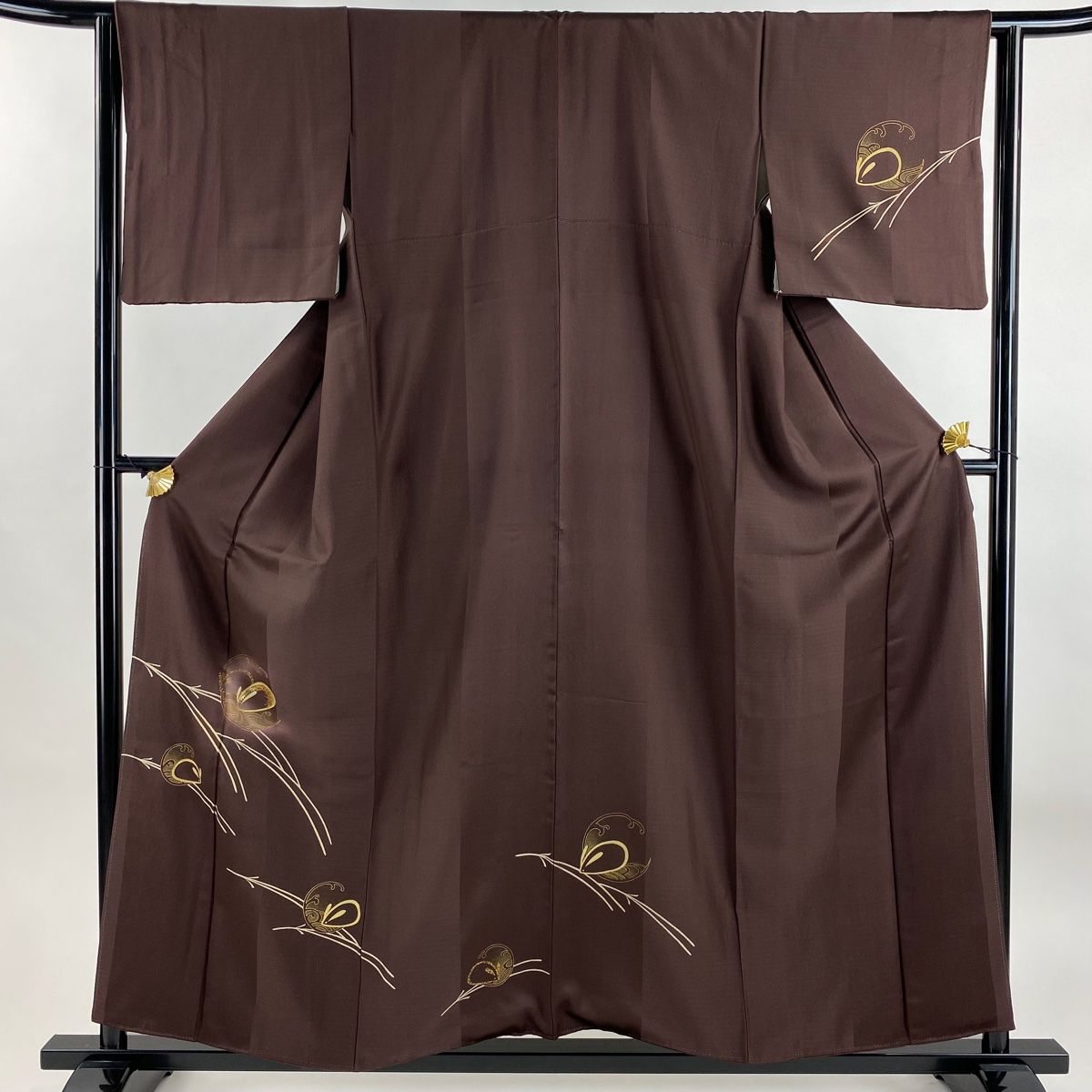 付下げ 身丈157.5cm 裄丈63cm S 袷 うさぎ 波頭 箔 金彩 茶紫 正絹 秀品