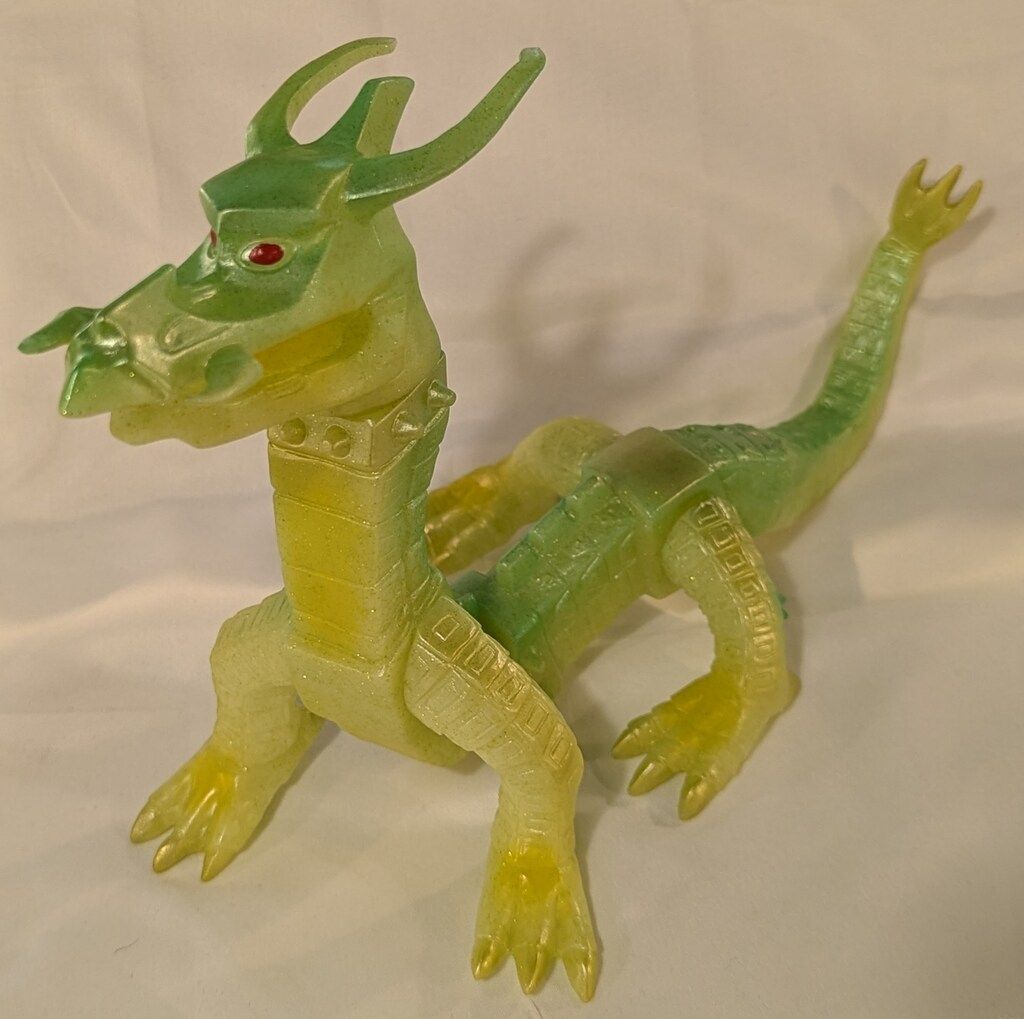 ベアモデル オール怪獣コレクション シマックス ナース ラメ 蓄光Ver