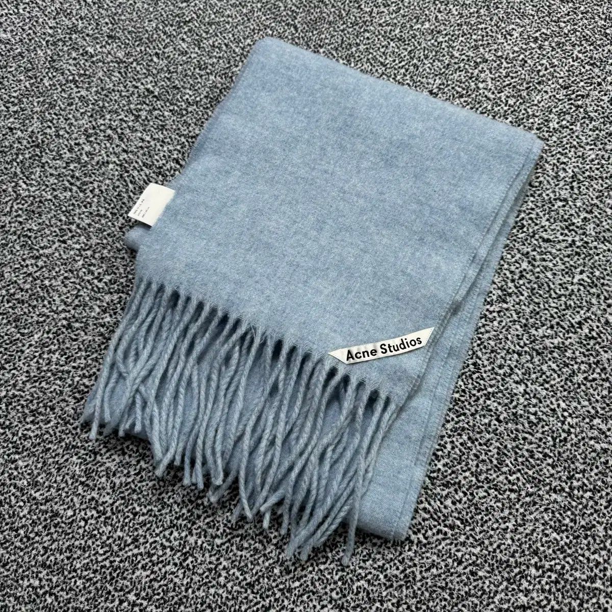 Name ： Acne Studios(アクネストゥディオズ) スカイブルー ロング