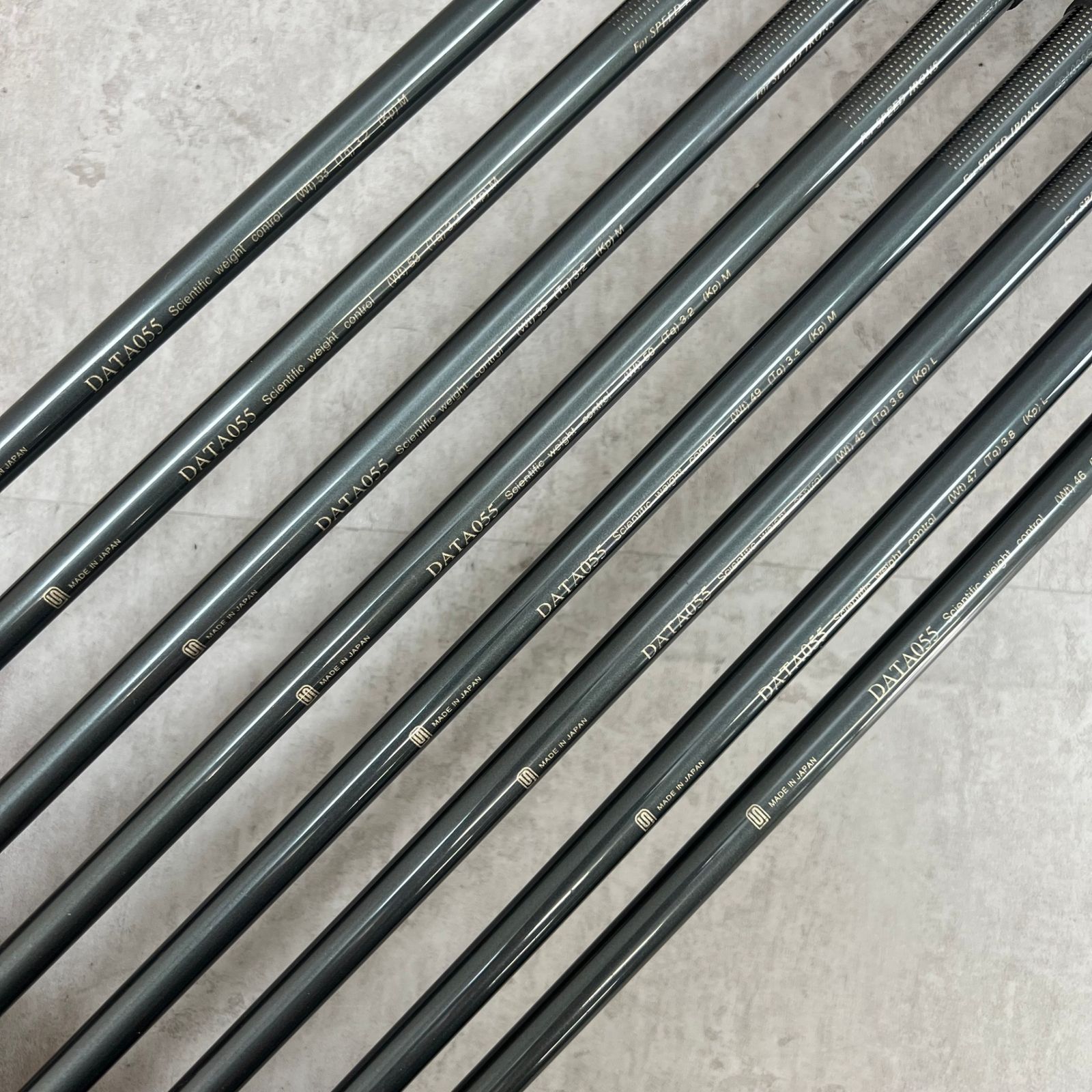 PRGR - PRGR　プロギア 　905　SPEED　IRONS 　スピードアイアン　レディースゴルフ　アイアン8本セット　カーボン　A　右利き用　中空ヘッド PRGR - PRGR プロギア 905 SPEED IRONS スピードアイアン