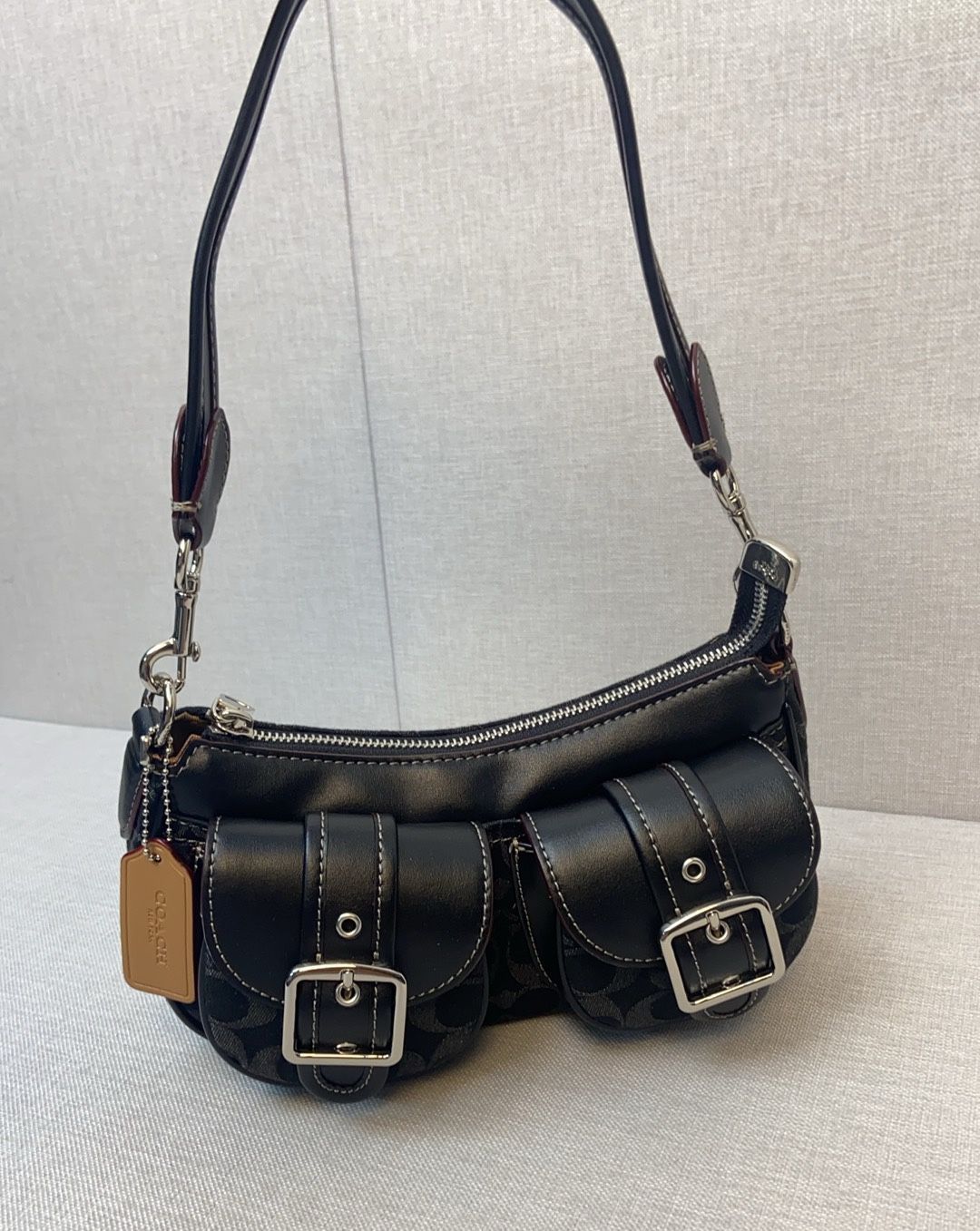 新品 COACH コーチ 中古 脇バゲット マージャンバッグ CQ184