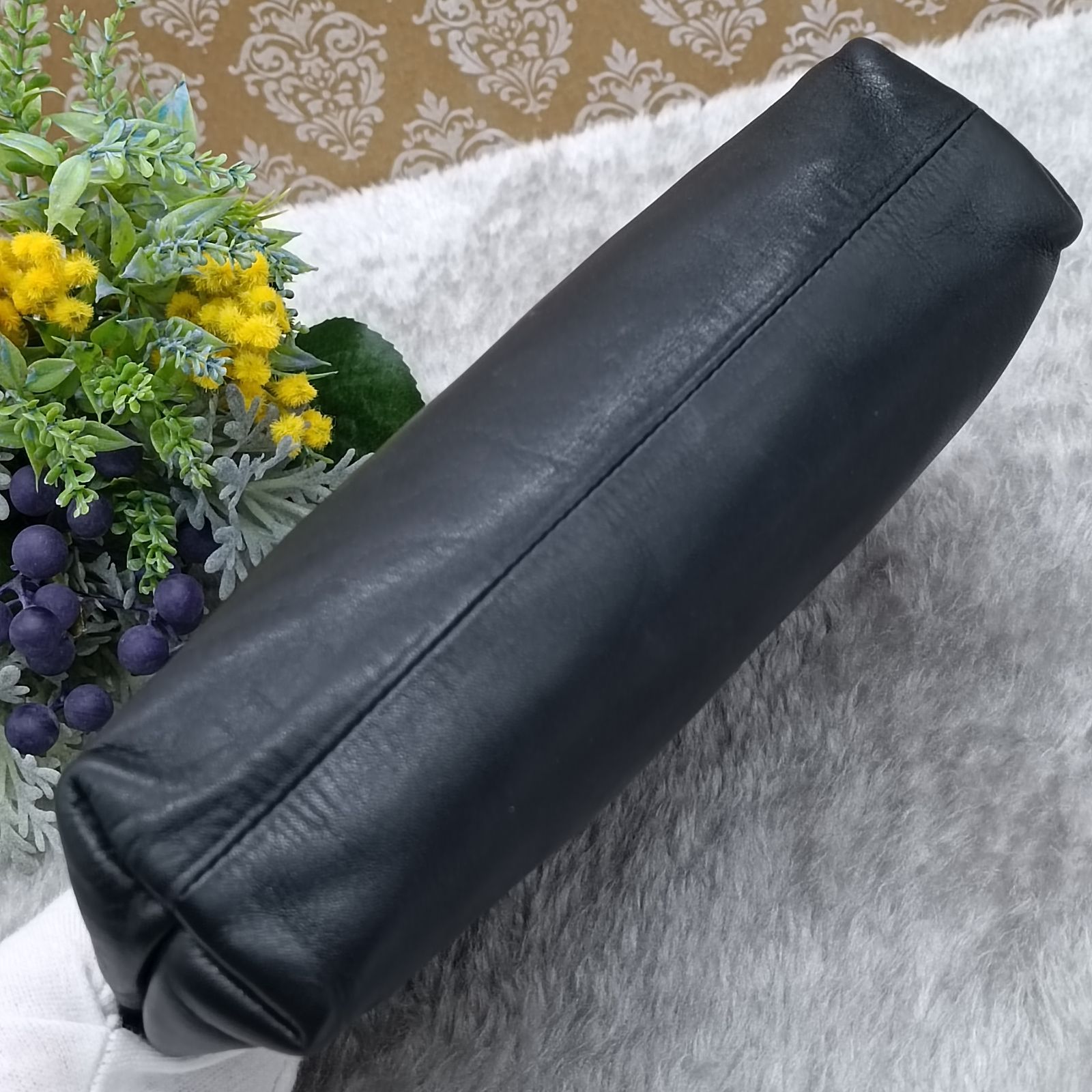 [定休日以外毎日出荷中] ロエベ 》 LOEWE ポーチ メイク 小物入れ バネ式開閉 アナグラム バッグ