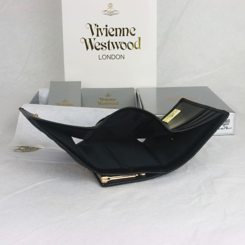 ヴィヴィアンウエストウッド ライチエンボス　牛革財布 カード入れ　誕生日ギフト 新品 美品 Vivienne Westwood ヴィヴィアンウエストウッド