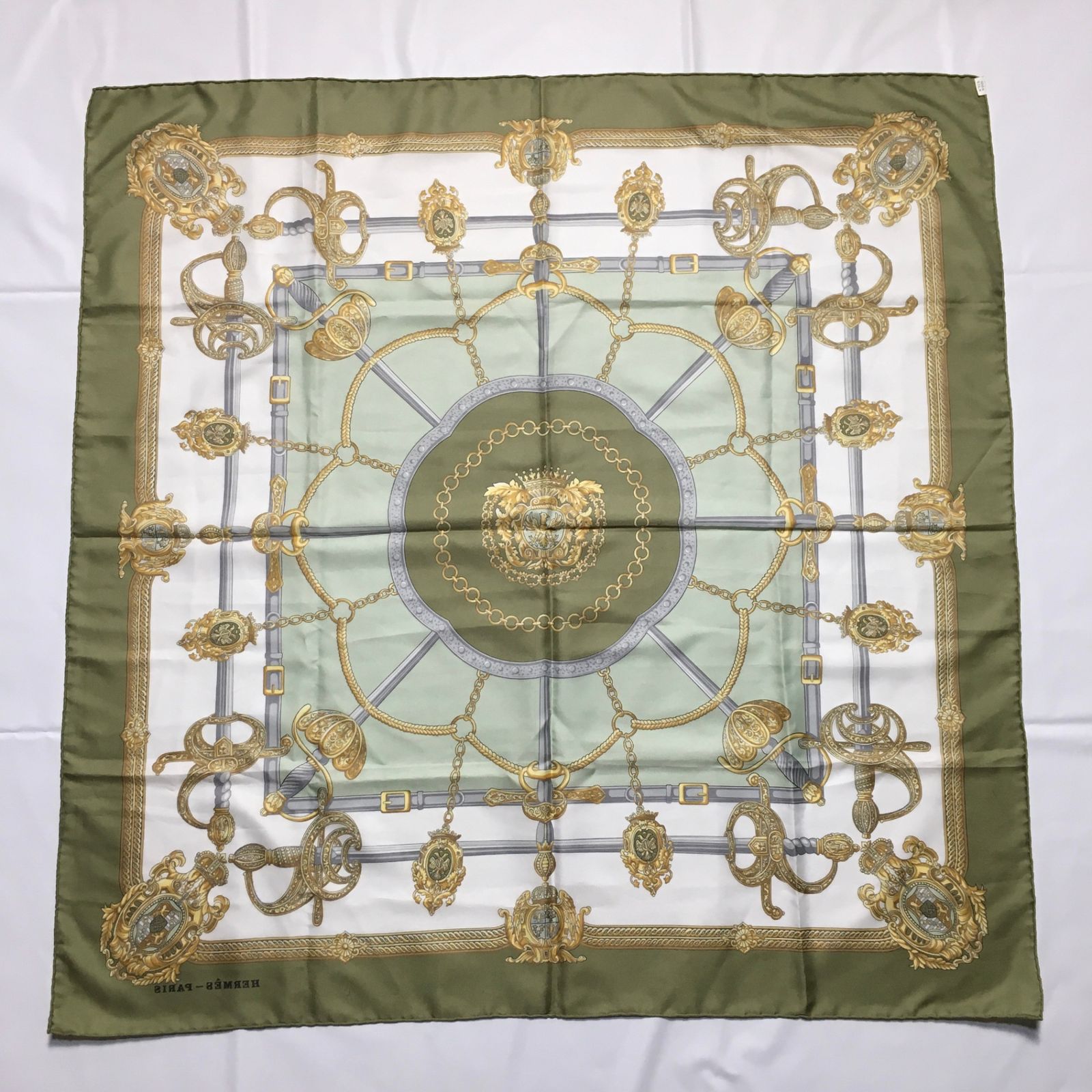 2506-123｜美品｜エルメス カレ 90 スカーフ シルク ホワイト 