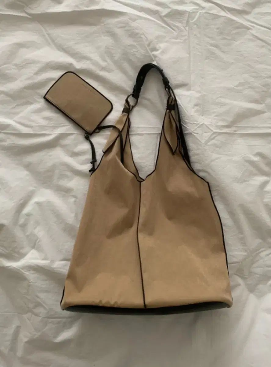 タグ付き 極美品 トリアセ レーススリーブ ワンピース イベント リリー