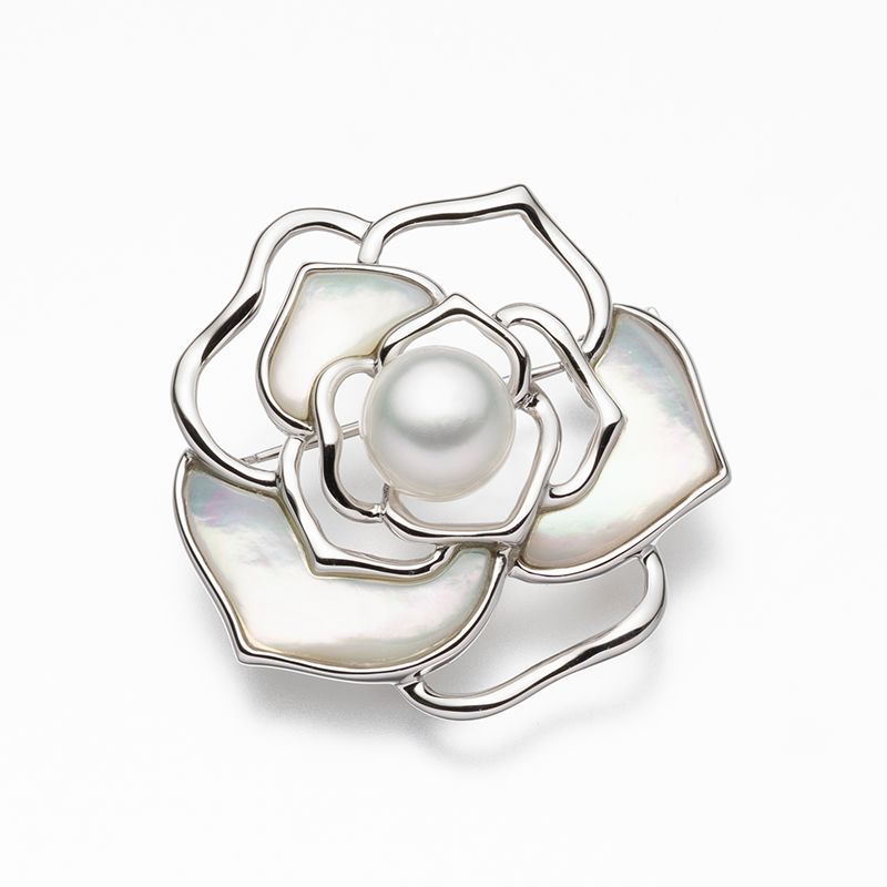 白蝶パールブローチ 10.4mm 真珠 パール 冠婚葬祭 ギフト